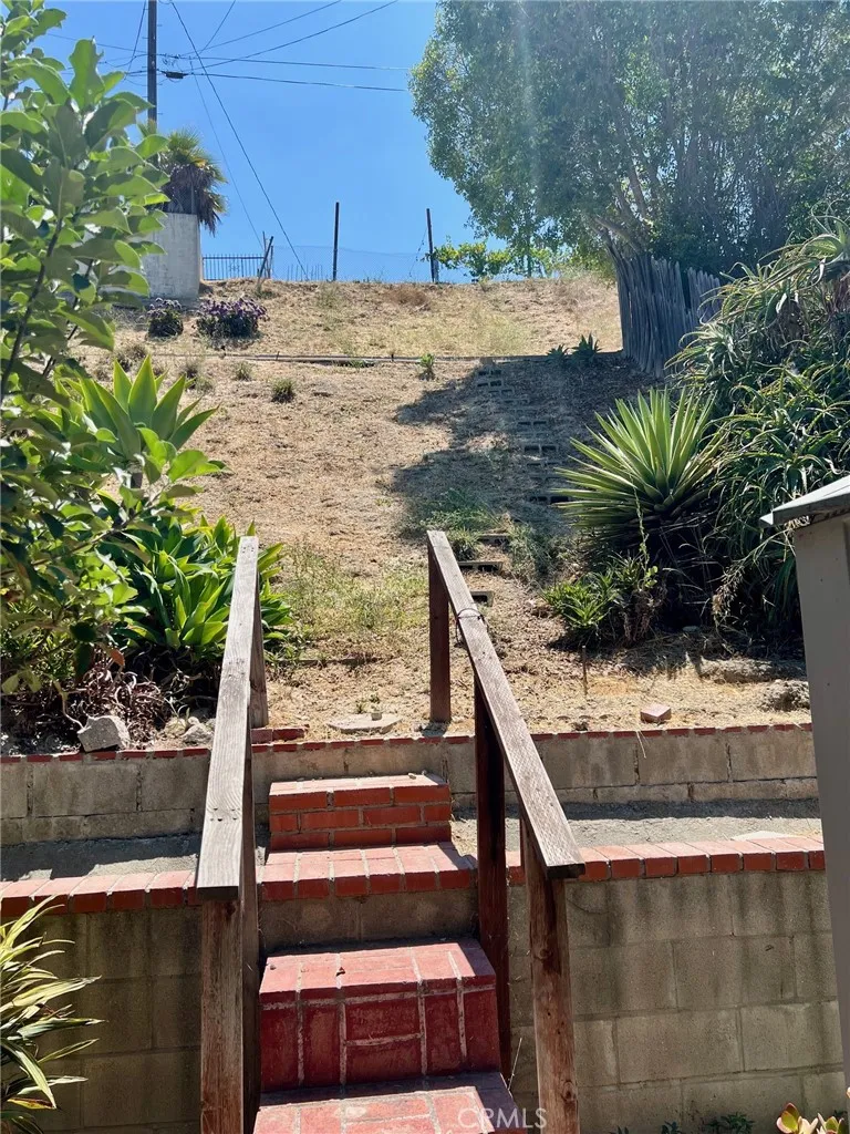 2717 Chadwick Circle, Los Angeles, California 90032 home-pic-46